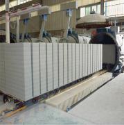 加气砖设备的砖块尺寸调整方法，设备在环保建筑中的应用介绍。